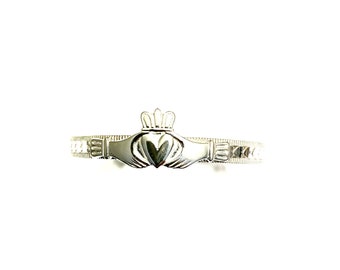 Bracciale Claddagh Aeon in argento sterling con zirconi cubici - Amore, lealtà, amicizia, gioielli in argento sterling antiallergici e resistenti per le donne - Italia
