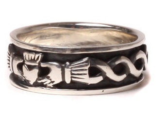 Claddagh Oxydised Silver Band Ring.