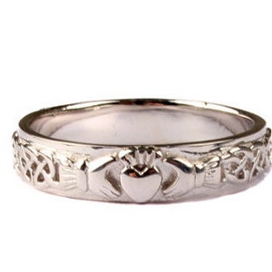 Claddagh Unisex Silver Ring