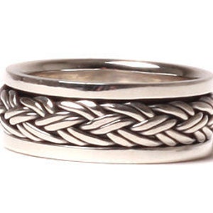 Celtic Silver Gents Spinner Ring.