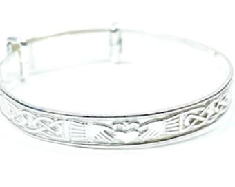 Childs Claddagh Expandable Bangle.