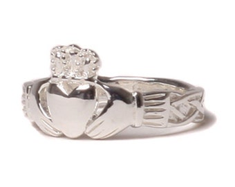 Claddagh Silver Ring