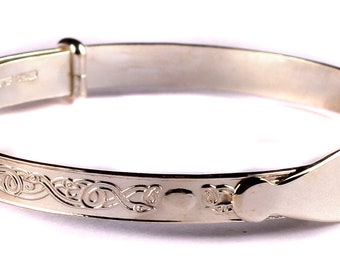 Childs Celtic Bangle (Celtic Knot)