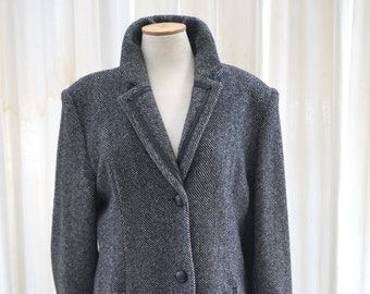 Women's gray herringbone wool coat, Long tweed winter overcoat, Vintage wool coat, Single-breasted peacoat, Grey Tweed Coat Herringbone Coat