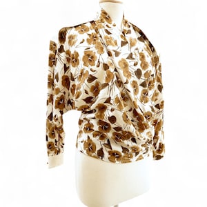 Camicia vintage in seta Gianni Versace / Camicia floreale Versace anni &#39;90 / Camicia estiva di lusso / Top Versace raro / Regalo unico per lei