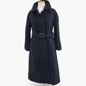 Vintage schwarzer Wollmantel, Damen Gürtel Lama Mantel, Warmer gefütterter Wintermantel, Minimalistischer Woll Trenchcoat, Damen Vintage Kleidung Geschenk