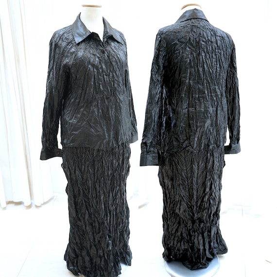 Woman Black Two Piece Set, Matching Set Women. Black Extravagant Clothing Set, Black Ruffle Resort wear set, Everyday Woman Set, Loose Set