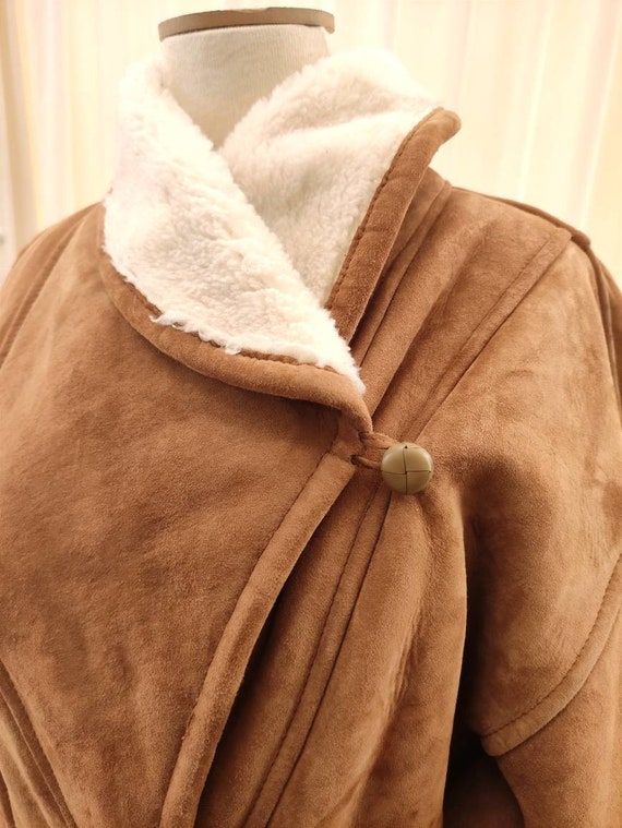 Beige shearling jacket vintage woman suede shearl… - image 9