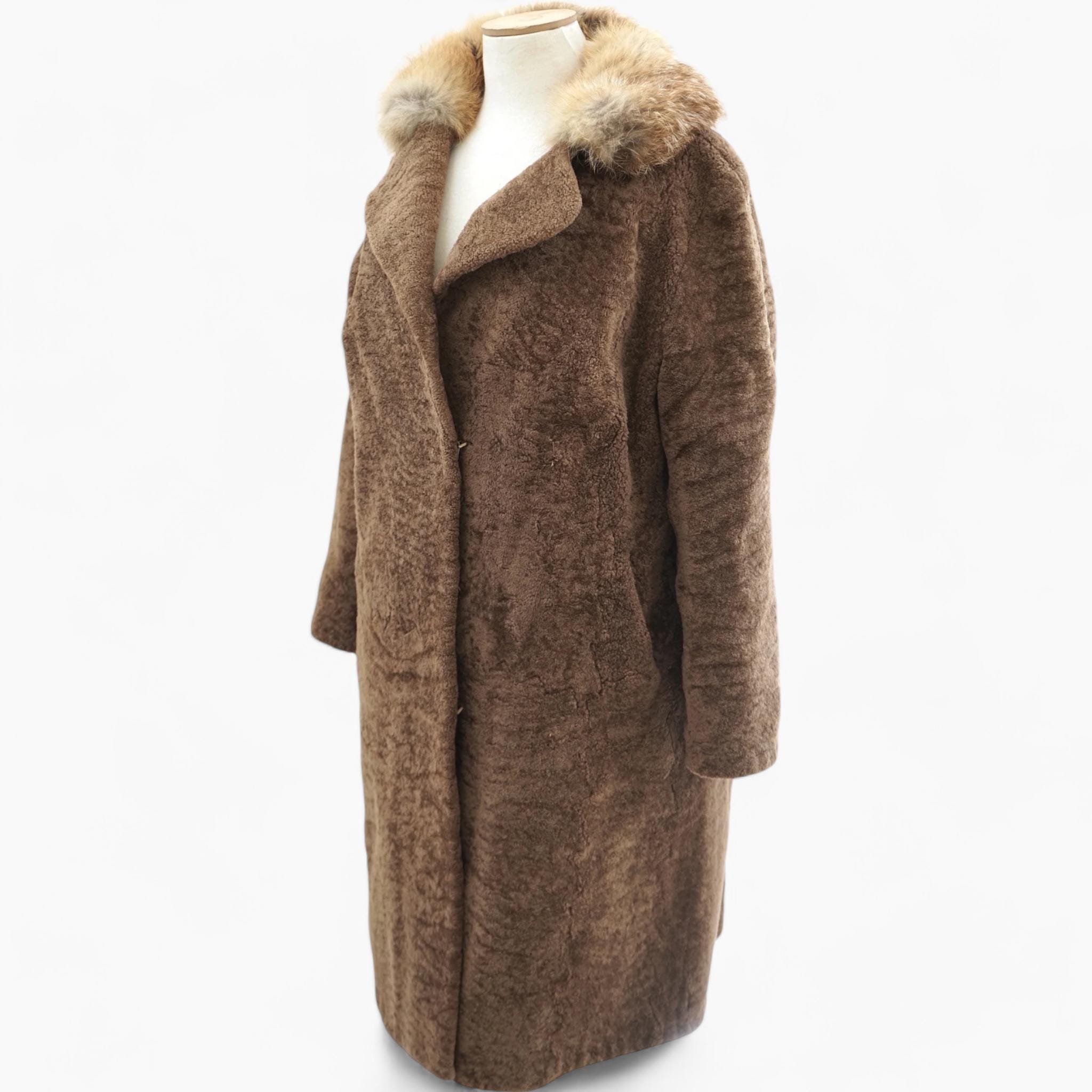 Brown Curly Lamb Fur Coat. Women's Winter Shearling Fur Jackets