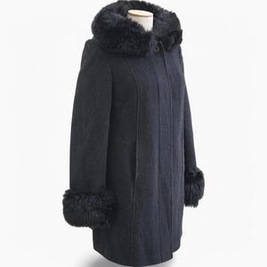 Gray Women&#39;s Cashmere Coat with Black Fur Collar and Cuffs, Cashmere Wool Coat for Woman Cashmere Jacket. Faux Fur Long Coats, Luxury Gift