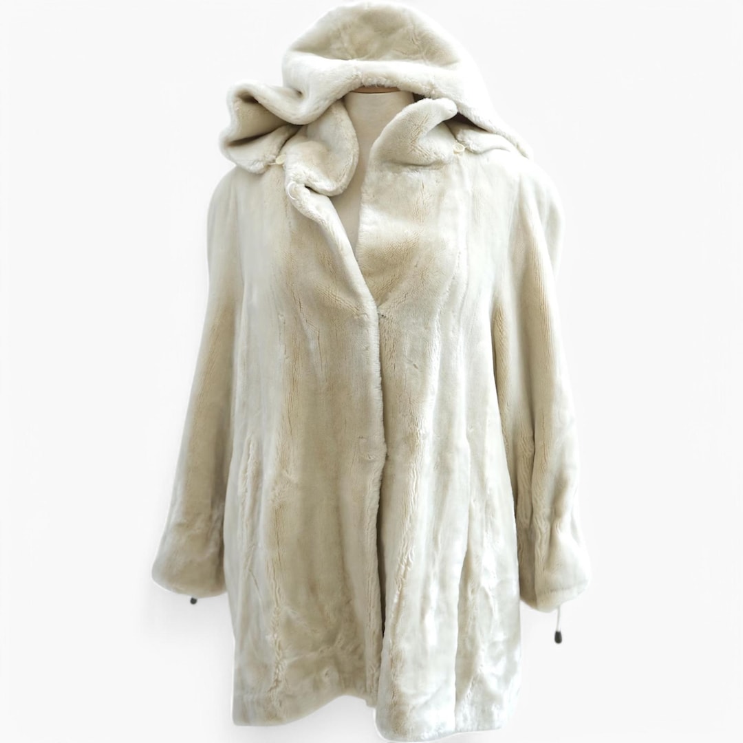 AMERI VINTAGE HOOD FAKE FUR COAT