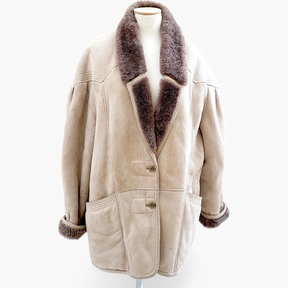 Manteau en peau de mouton retournée vintage des années 80 Manteau