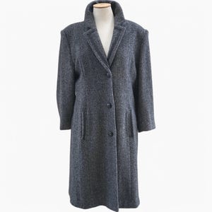 Women&#39;s gray herringbone wool coat, Long tweed winter overcoat, Vintage wool coat, Single-breasted peacoat, Grey Tweed Coat Herringbone Coat