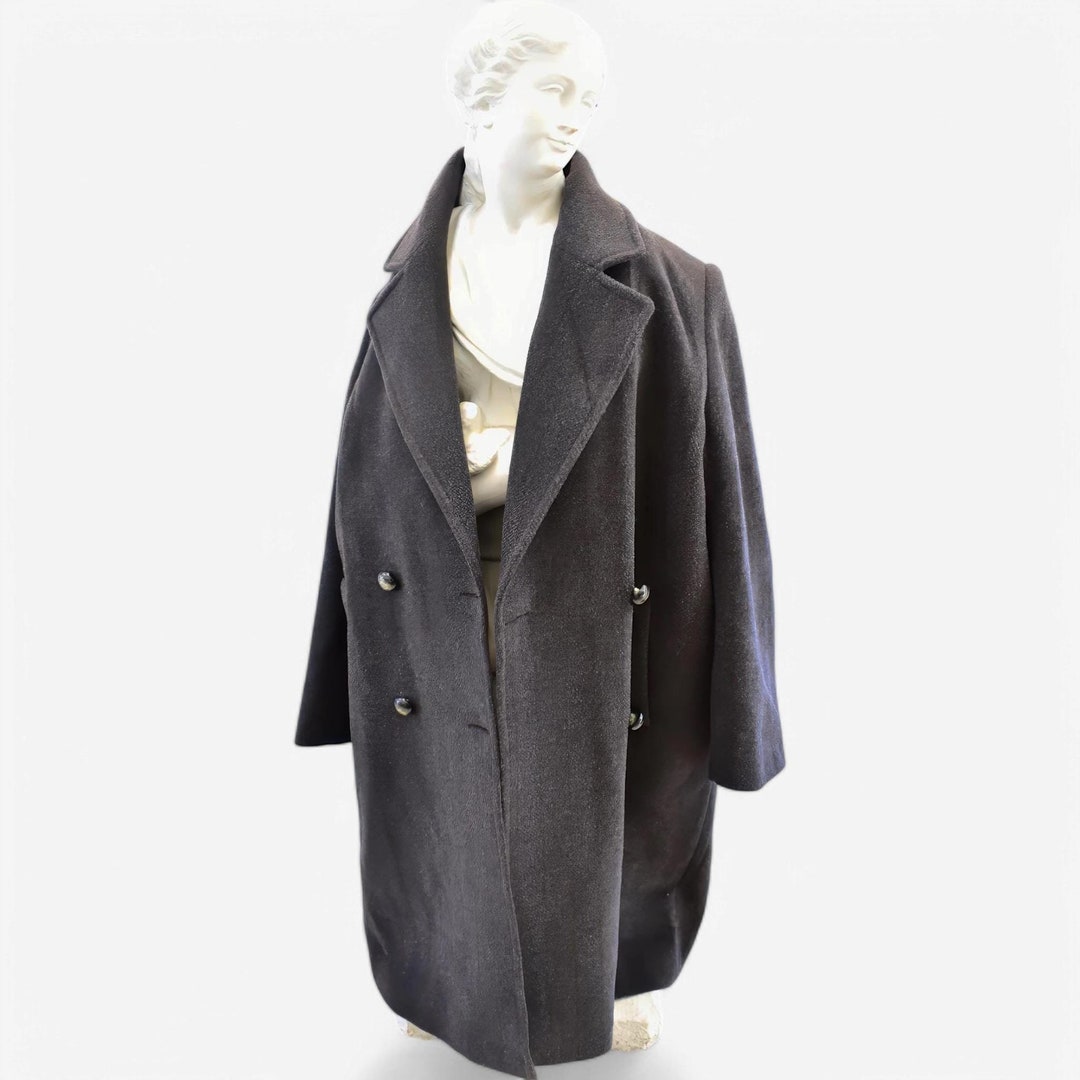 AREZIA - Vintage 1960s Double Breasted Winter Women Coat AREZIA - Vintage 1960s Double Breasted Winter Women Coat