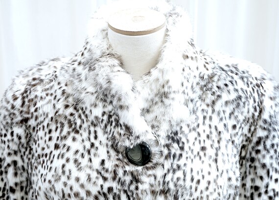 Genuine Black and white Fur coat. Real fur coat. … - image 4