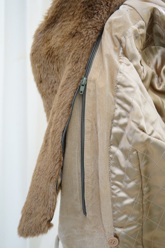 Suede Sherpa Jacket vintage 90's women beige sued… - image 10