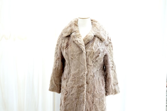 Real Fur Winter Jacket. Women Fur Coat. Fluffy Sh… - image 4