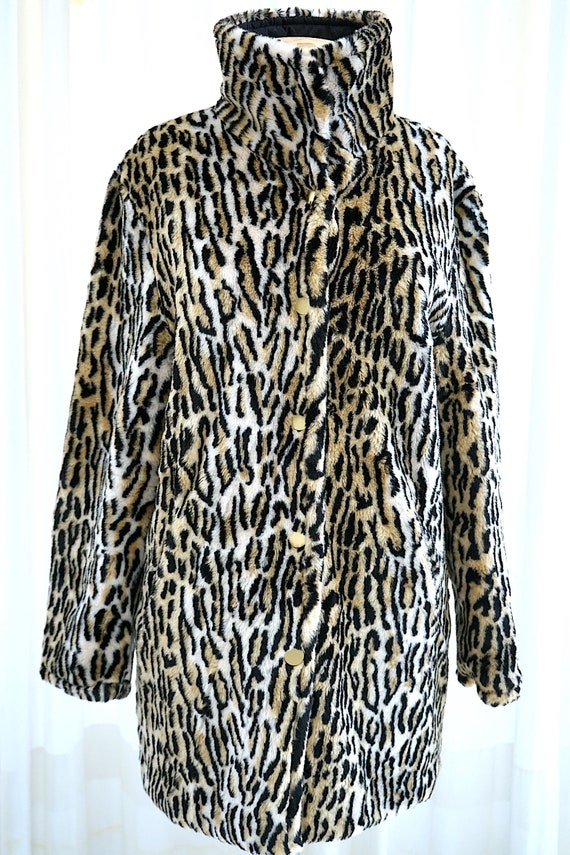 Vintage faux leopard fur. Animal print winter coa… - image 10
