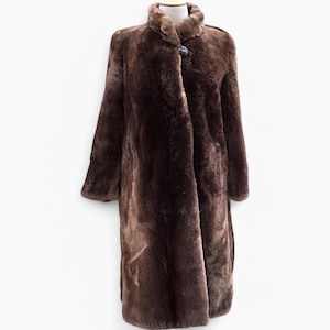 Brown Fur Coat, Vintage 60s Luxurious Coat Shaggy Fur Overcoat, Soft Warm Coat Winter Coat Outerwear Women Vintage Clothing size Large