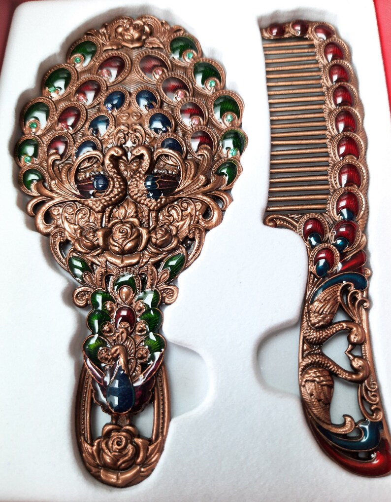 Miroir de maquillage, petit style vintage portable, ensemble miroir et peigne faits main, motif paon, sac à main sculpté à la main, sac à main et miroir de poche 2 Bronze Peacock