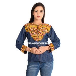 Chaqueta Banjara de mezclilla bordada: efecto espejo étnico, estilo vintage