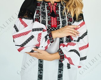 Blusa de lino ucraniana bordada hecha a mano Vyshyvanka con patrones florales rojos y negros Camisa tradicional de estilo bohemio folklórico para mujer