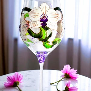 Hand-Painted White Orchid Wine Glass: Personalized Floral Botanical Gift.