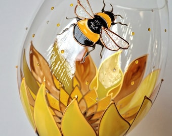 Sunflower and Bee Wine Glass: Handmade Personalized Floral Design