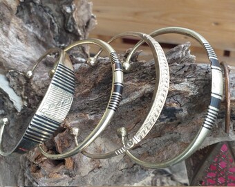 Tuareg Touareg jewelry antique Vintage Tuareg style bracelet in solid silver Tuareg bracelet. African jewelry Nigerian silver