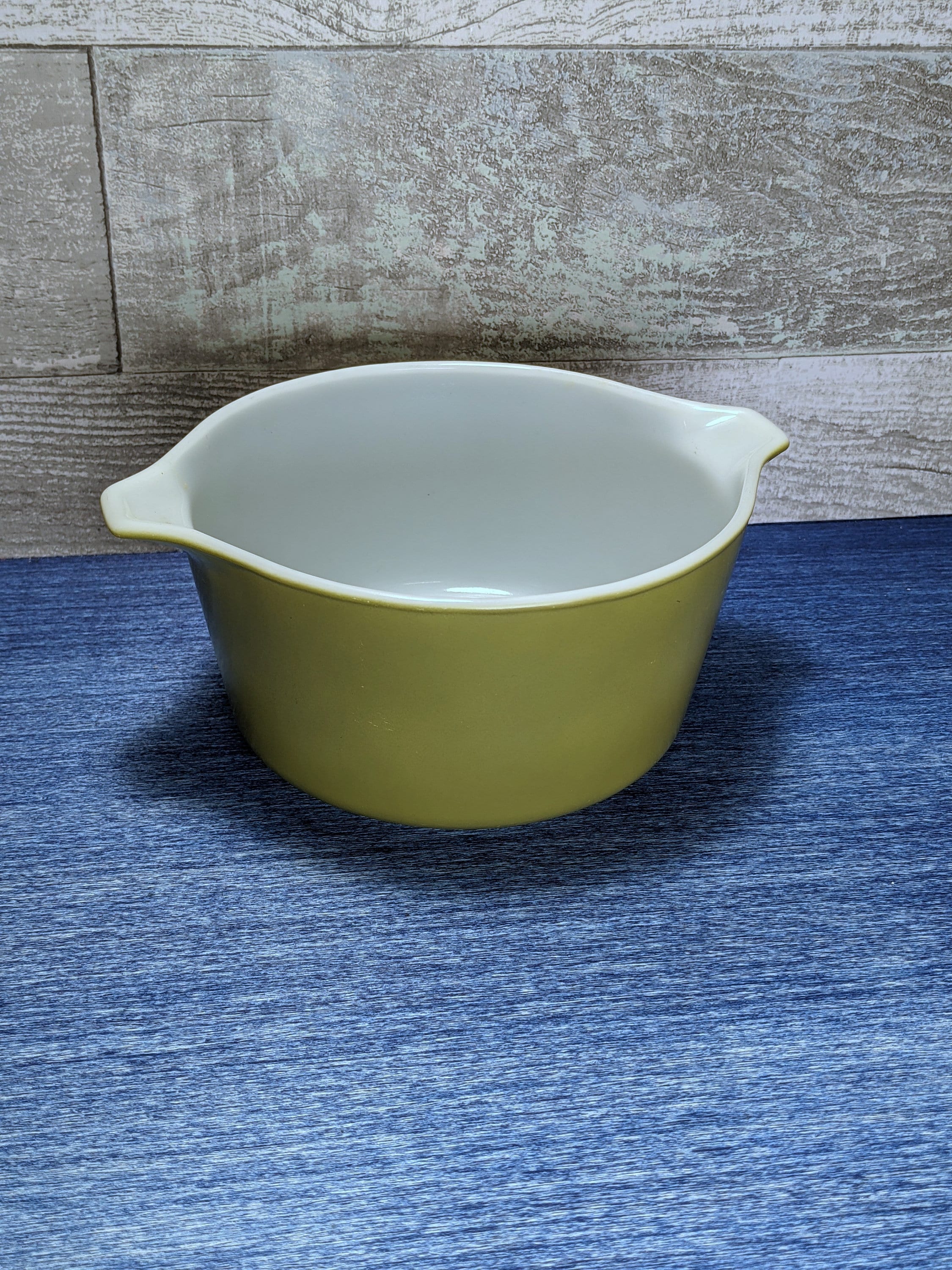 Vintage Green Pyrex 473 Mixing Bowl With Handles Etsy