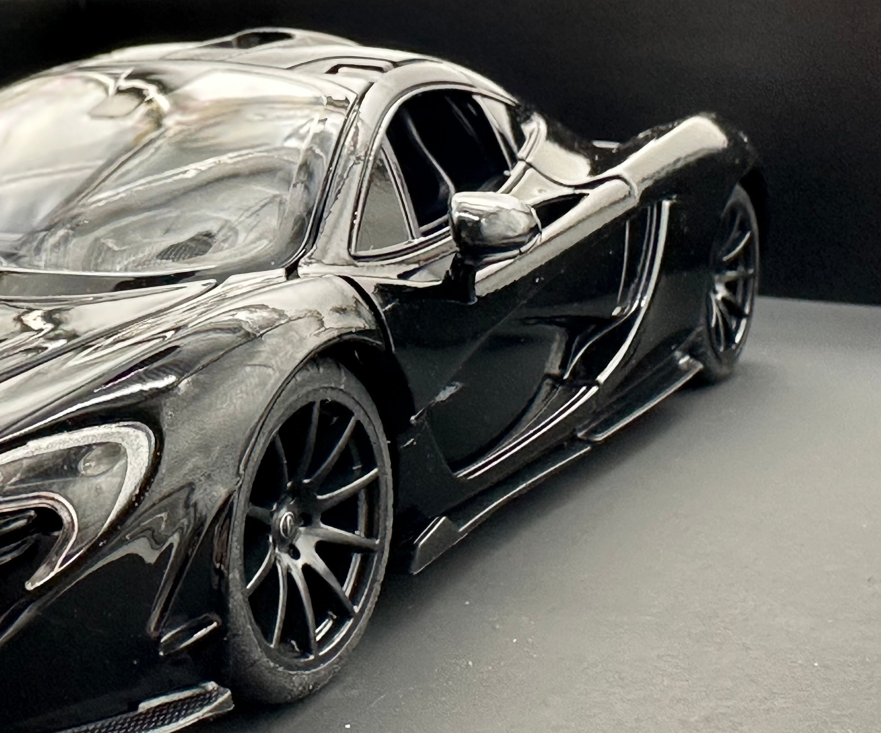 JOUET MOULÉ SOUS pression Kinsmart 5 pouces McLAREN P1 échelle de