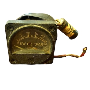 Vintage Central Aviation Co. Military Aircraft Indicator Gauge KW KVAR Meter