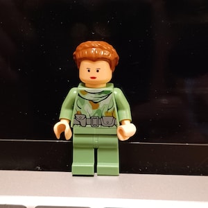 LEGO Star Wars Princess Leia Endor Outfit SW0235 From 8038 Minifigure