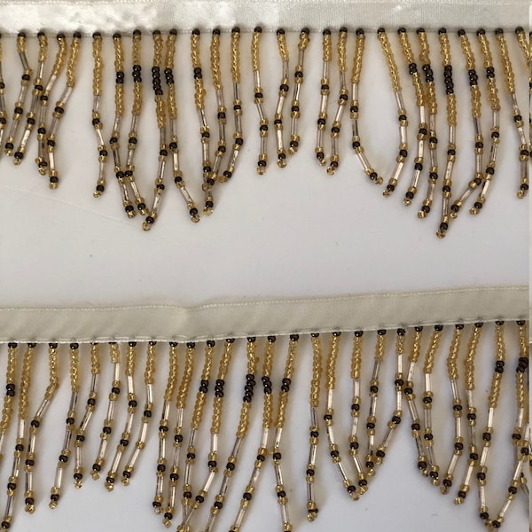 2.5mts of Beaded Van Dyke Fringe Gold & Black