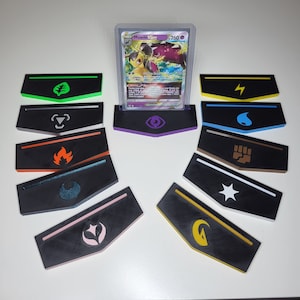 Pokemon-kaartstandaards, Pokemon Toploaders-standaards, Pokemon-cadeaustandaards. Pokemon-kaartweergave.