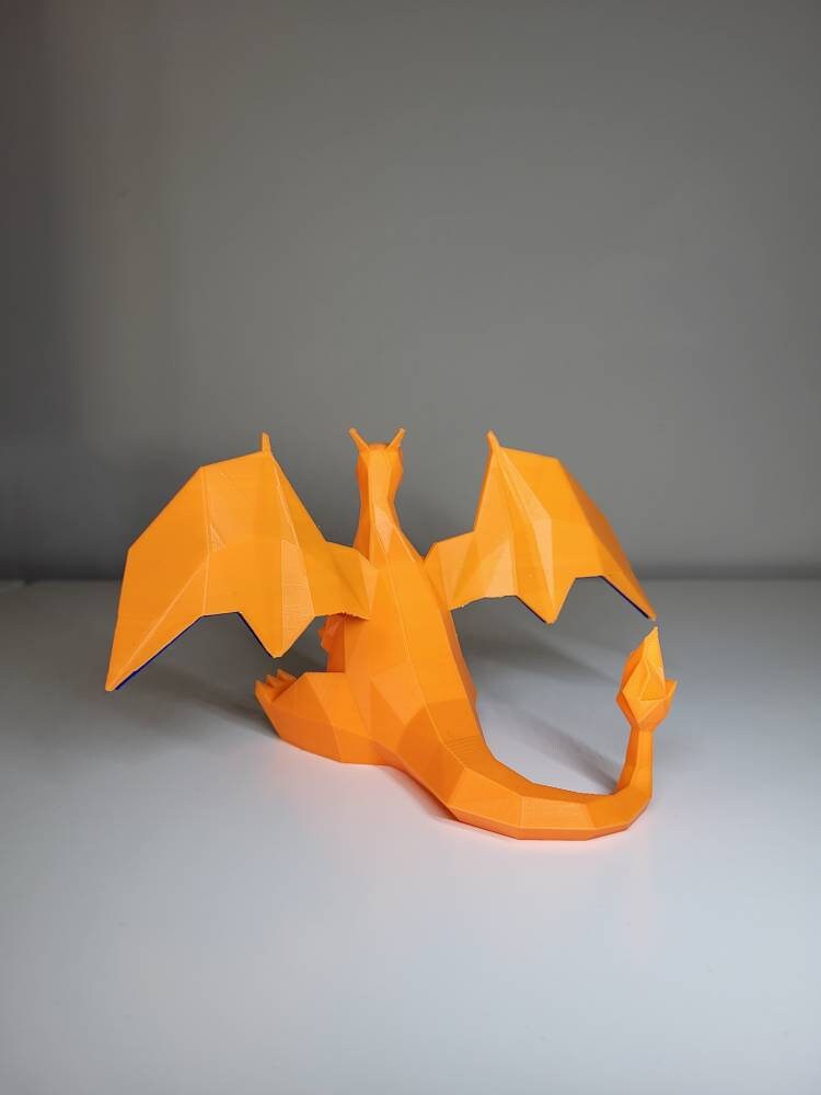 ヒトカゲの進化ライン。ヒトカゲ、リザードン、チャイザードのポケモン