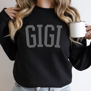 Gigi Retro Sweatshirt, Personalized Gigi To Be Shirt, Established, Gift For New Grandma, Pregnancy Announcement, Custom Year Crewneck