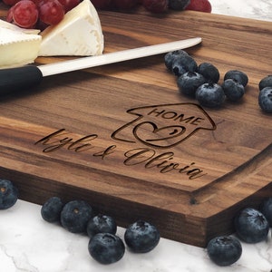 Personalized Walnut Cutting Board, Housewarming Gift, Custom Cutting Board Engraved, Home, Kitchen Gift, Personalized Family Gift