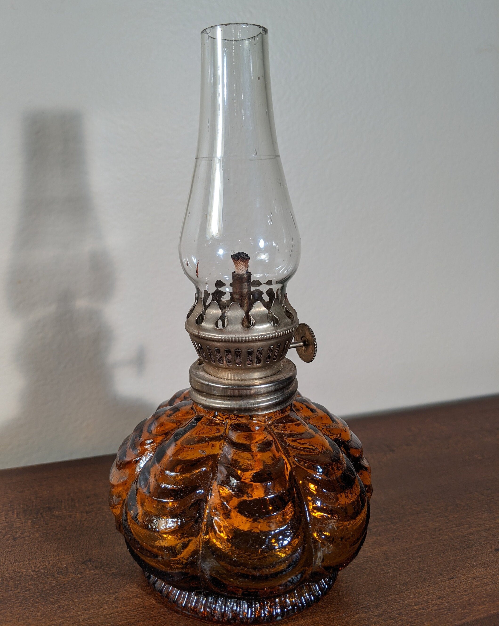 Lámpara de queroseno huracanado en miniatura con base amber | Etsy