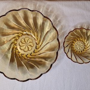 Hazel Atlas Amber Swirl Design Chip and Dip Bowl Set