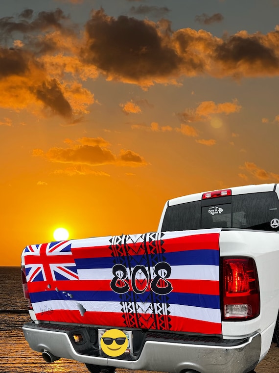 Hawaiian Flag w/ Kamehameha Islands Truck Tailgate Cover