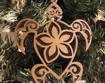 Hawaiian turtle honu wood Christmas ornament w/ plumeria