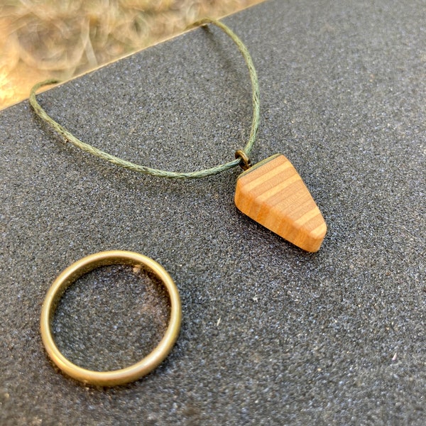 Skateboard Kette - recycelt - Holz Optik - Schmuck