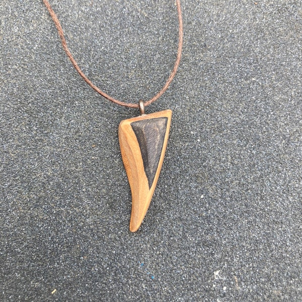 Skateboard Kette - Schmuck - Anhänger - Holzoptik