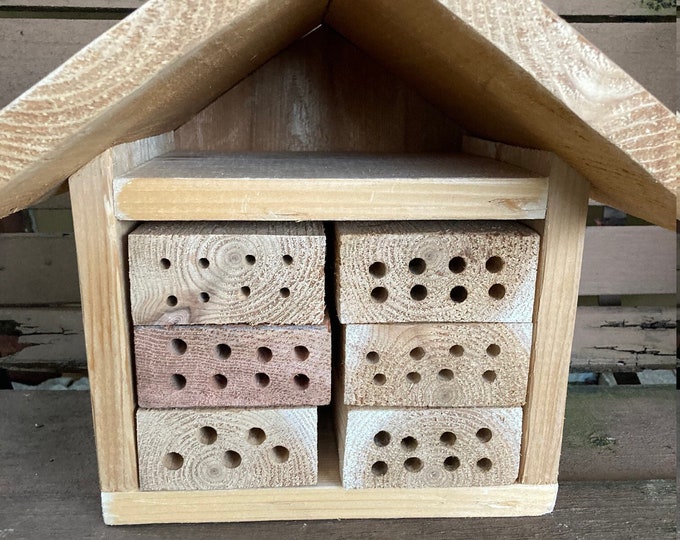 Bee house-Bee hotel-Cedar bee house-Mason bee house-pollinator bee house-beneficial insects  house-solitary bees -permaculture bee house