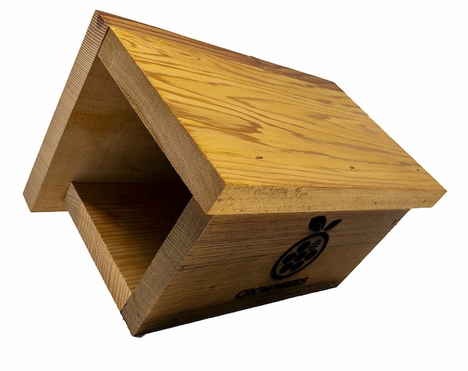 Bee house-Bee hotel-Cedar bee house-Mason bee house-pollinator bee house-beneficial insects  house-solitary bees -permaculture bee house