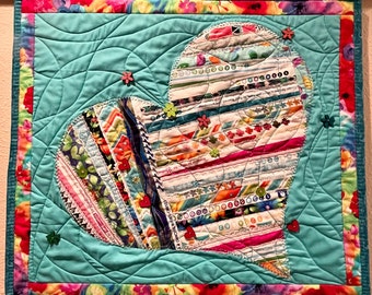 Selvage Edge Wall Hanging: Scrappy Heart Quilted Décor, Textile Art Embellished with Embroidery & Wood Buttons, Valentine&#39;s Day
