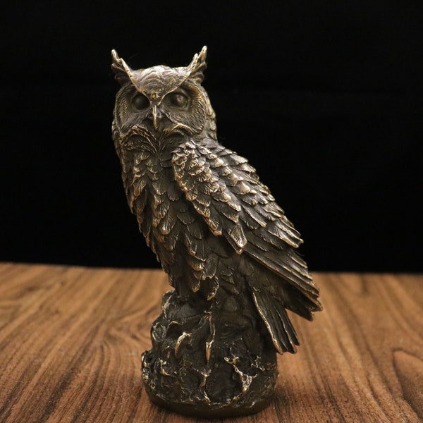 Chinese Antique Hand Carved Brass Owl Exquisite and Rare