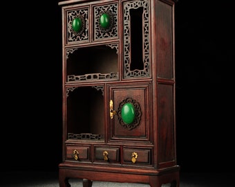 China's pure hand-carved mahogany inlaid gem cabinet ornaments can be collected and used