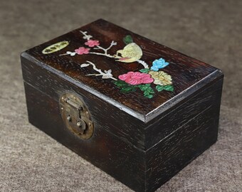 Chinese statue hand-carved rosewood inlaid jewelry box ornament with collectible value